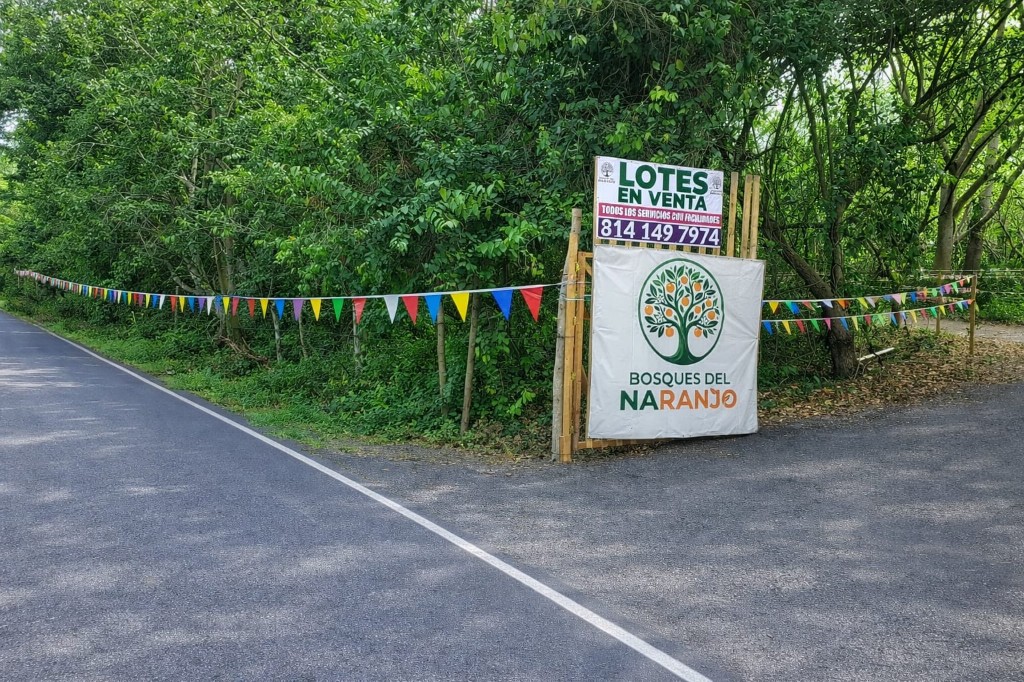 Lotes en venta — entrada
