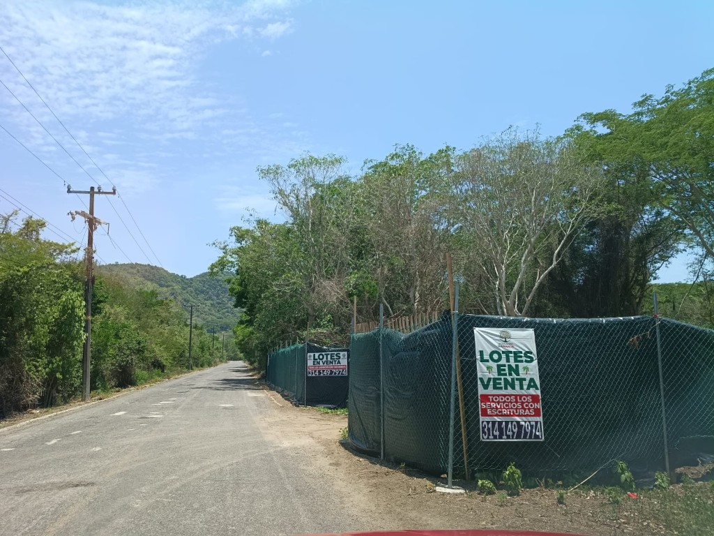 Acceso a Bosques del Naranjo